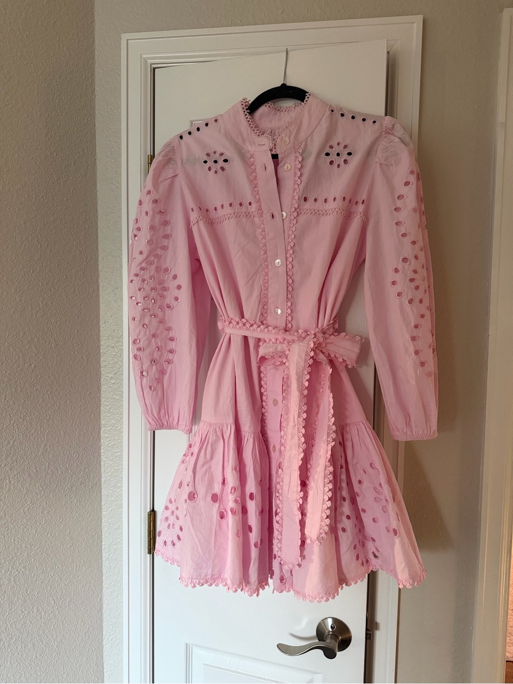 Avec Les Filles Light Pink Eyelet Button-Front Tie-Waist Dress